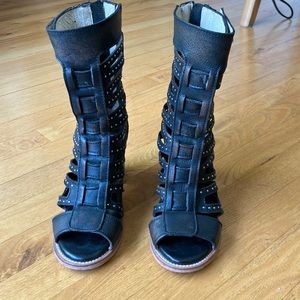 Free Bird Lotus size 7